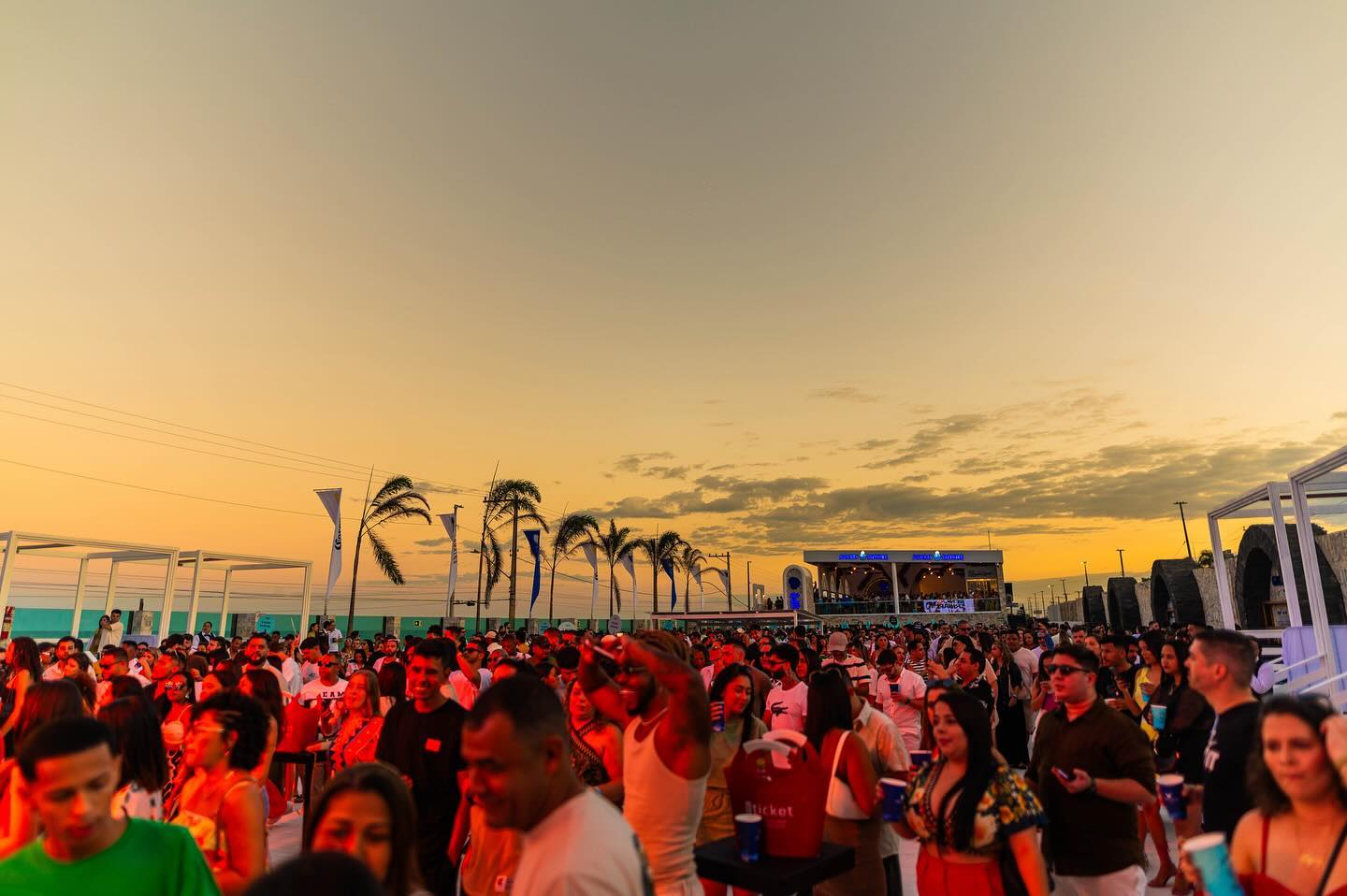Réveillon Café De La Musique Vila Velha