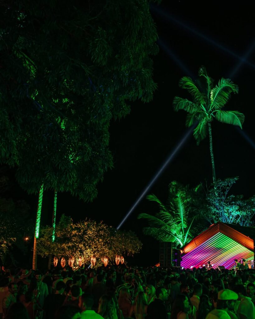 Hospedagem em Trancoso para S.O.M - Pousada Cajueiro Trancoso